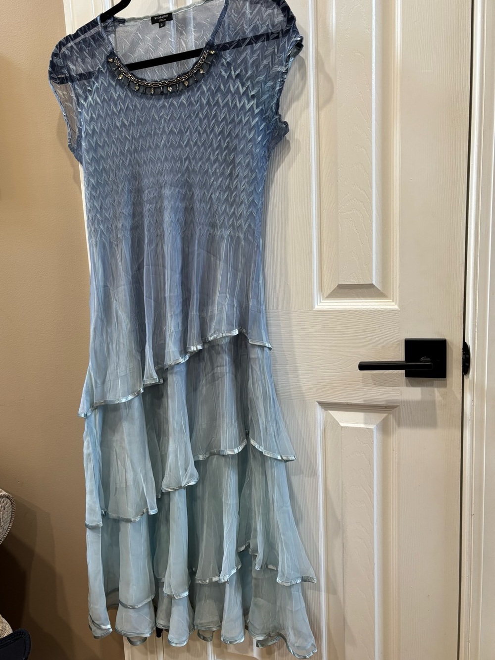 Komarov Ombre Blue V-Neck Beaded Sleeveless Tiered Chiffon Midi Dress Size L